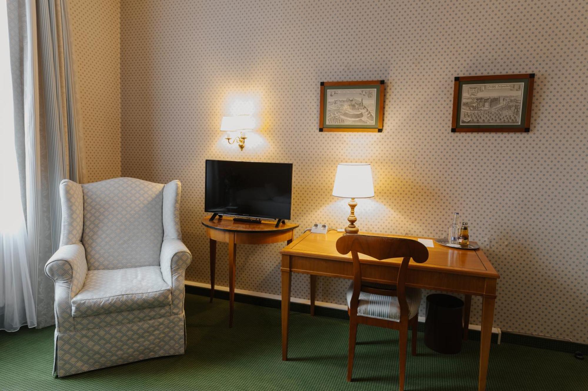 Romantik Hotel Zur Post Fuerstenfeldbruck Eksteriør billede
